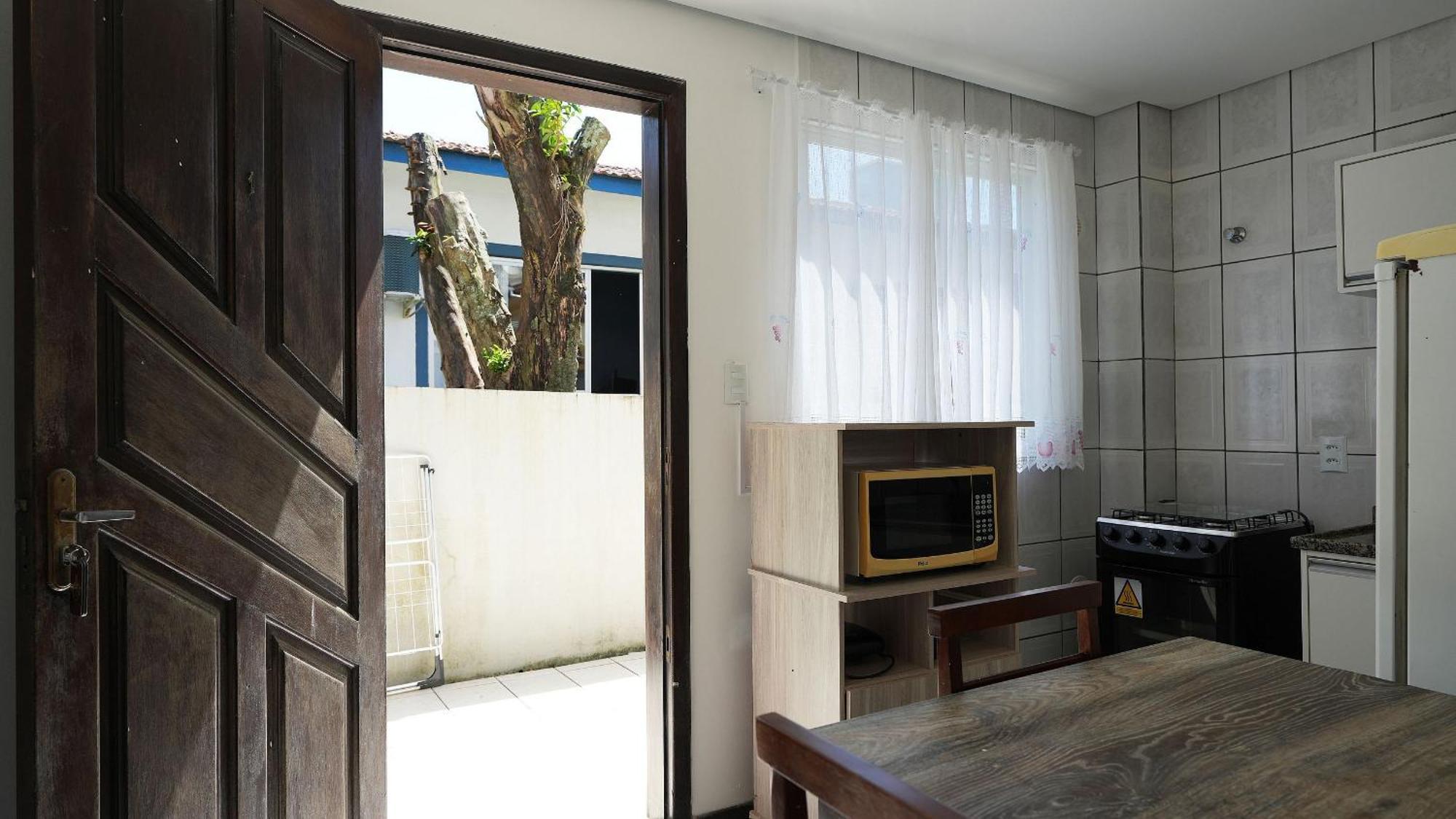 Residencial Adolfo - Mestre Naro Bombinhas Ngoại thất bức ảnh