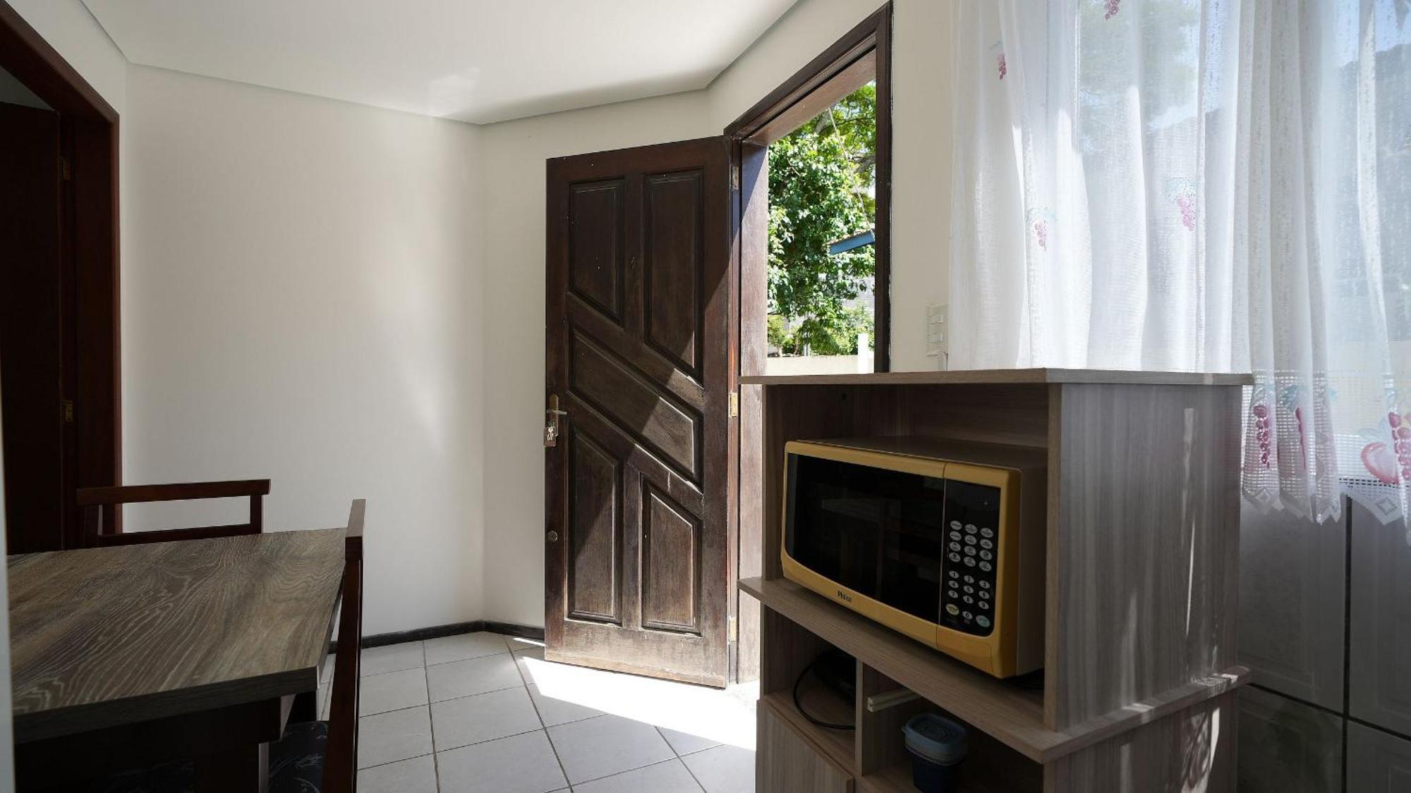 Residencial Adolfo - Mestre Naro Bombinhas Ngoại thất bức ảnh