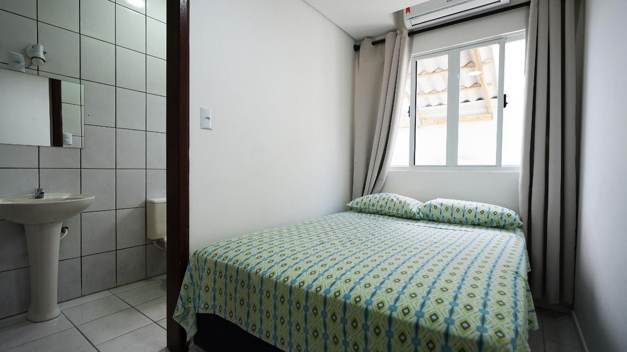 Residencial Adolfo - Mestre Naro Bombinhas Ngoại thất bức ảnh
