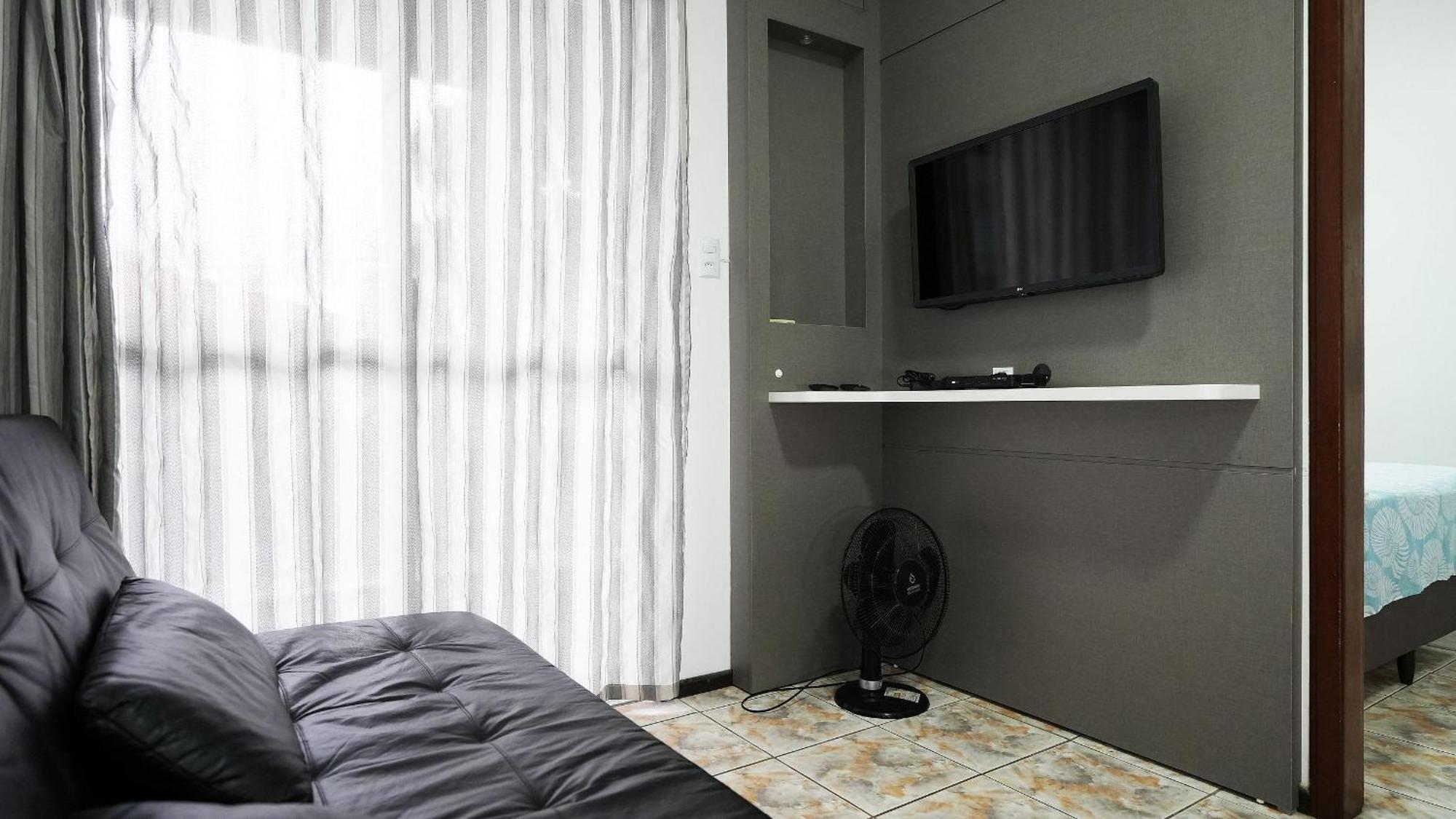 Residencial Adolfo - Mestre Naro Bombinhas Ngoại thất bức ảnh