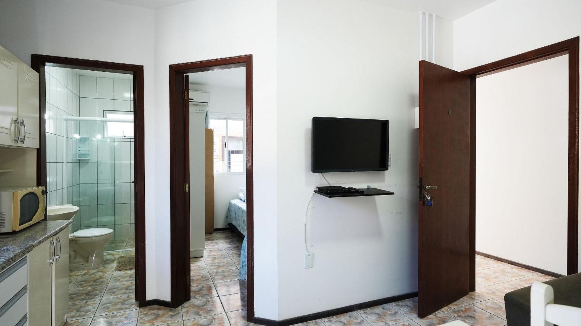Residencial Adolfo - Mestre Naro Bombinhas Ngoại thất bức ảnh
