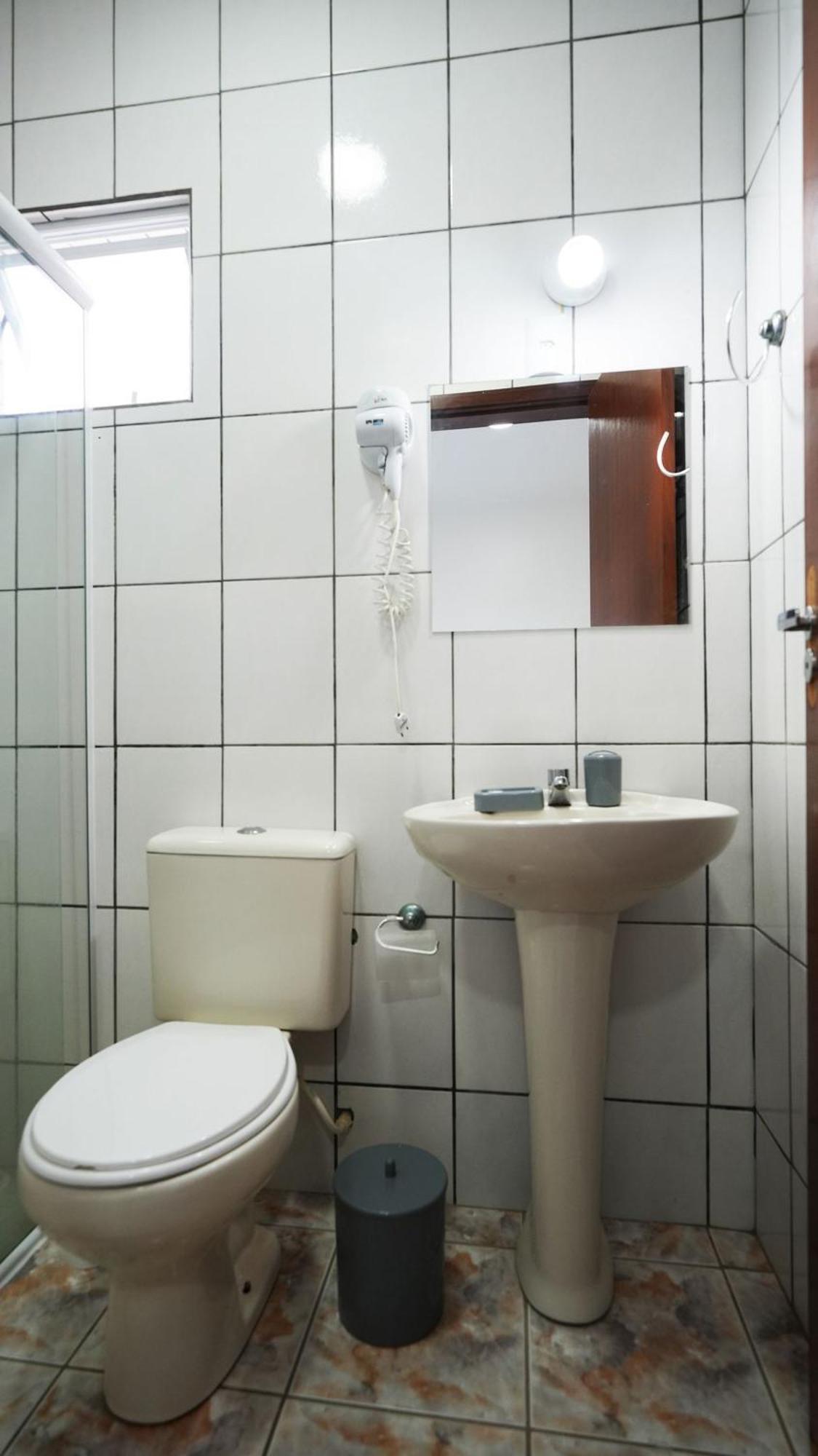 Residencial Adolfo - Mestre Naro Bombinhas Ngoại thất bức ảnh