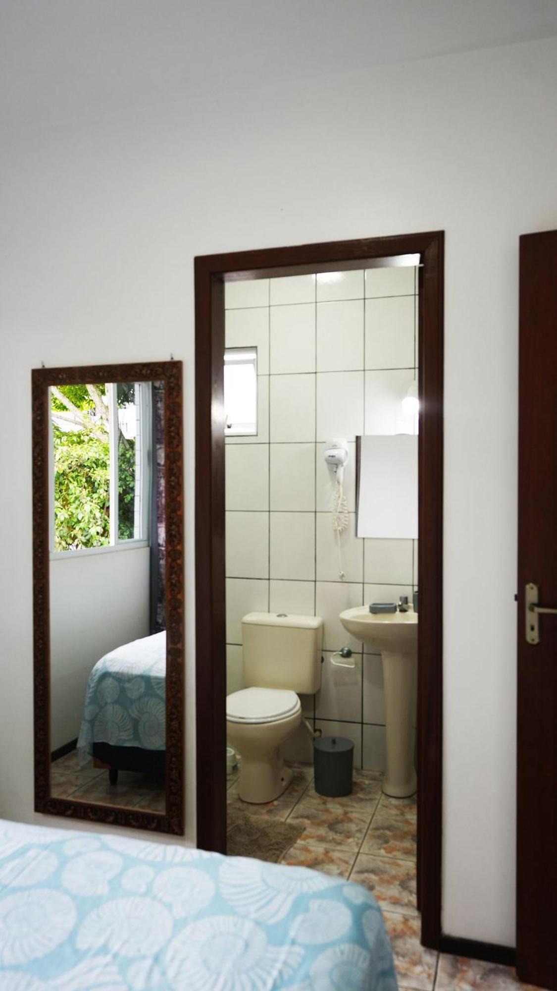 Residencial Adolfo - Mestre Naro Bombinhas Ngoại thất bức ảnh
